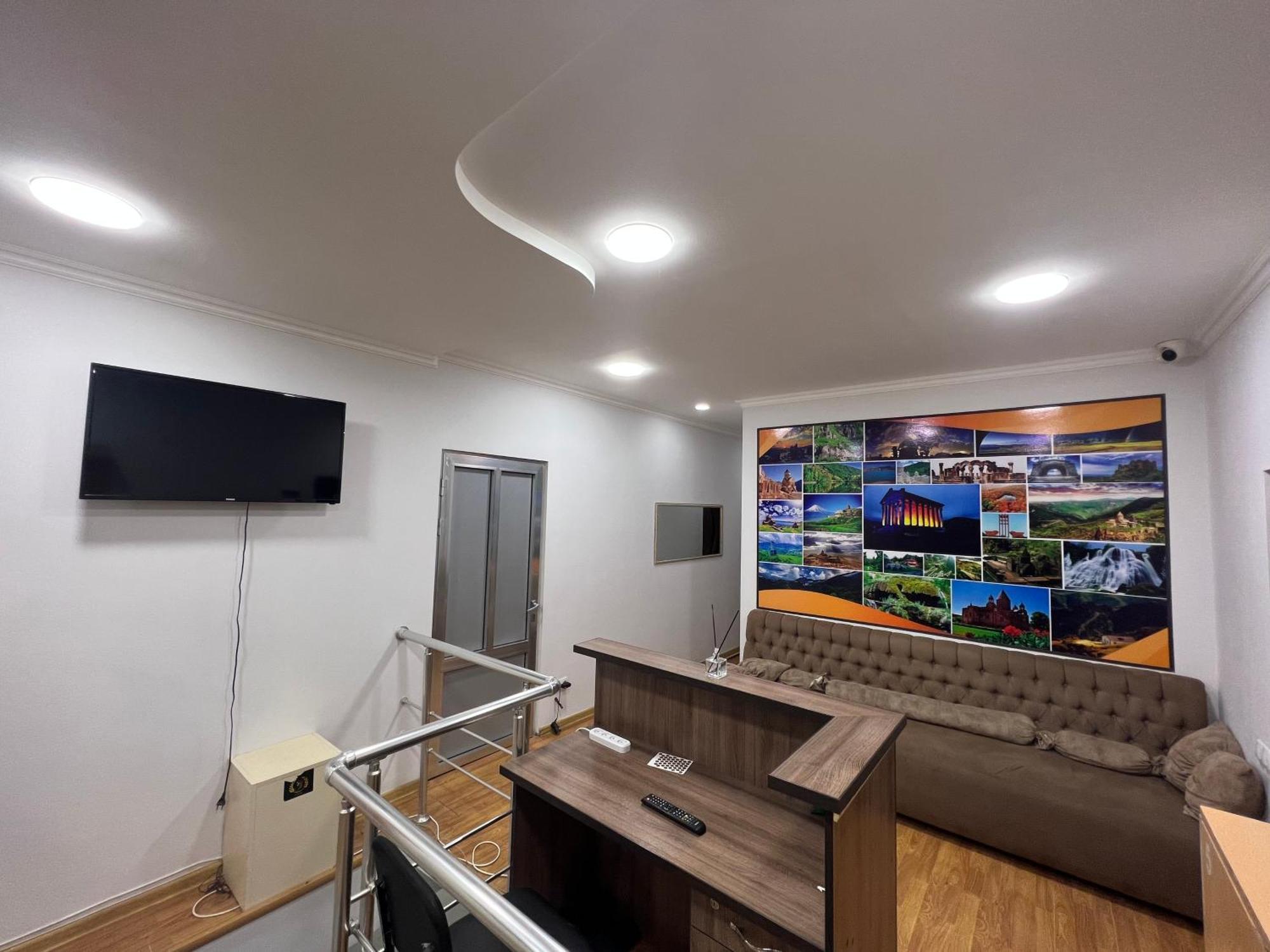 Guest House Northern Avenue Ереван Екстериор снимка