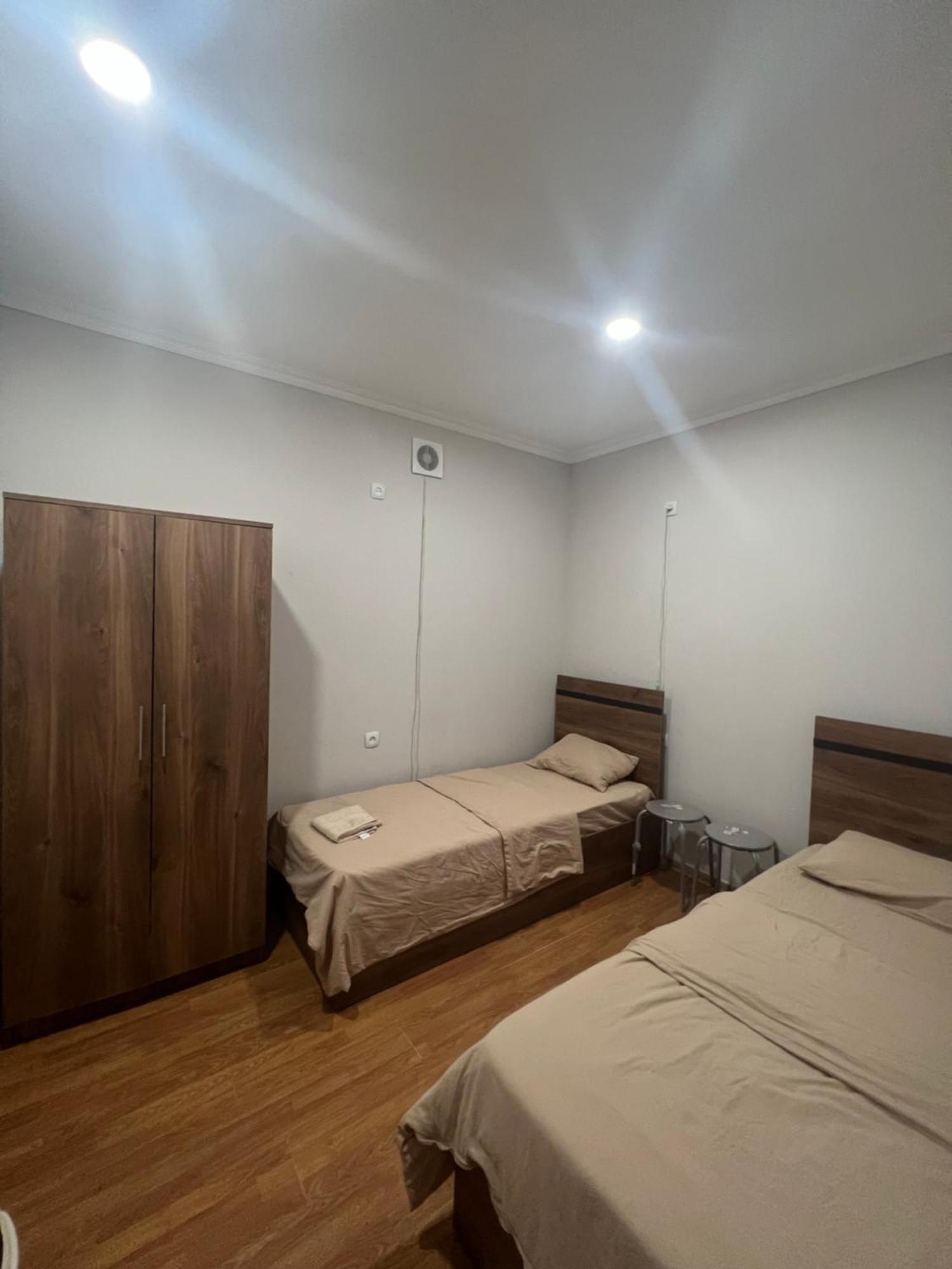 Guest House Northern Avenue Ереван Екстериор снимка